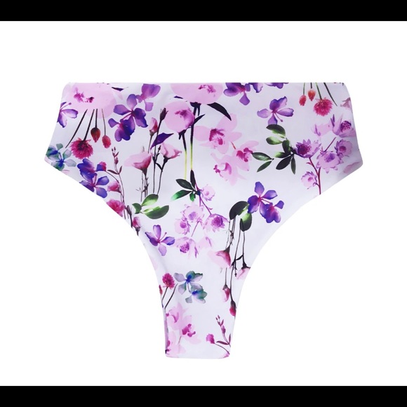 PINKCOLADA bandeau bikini with high rise medium coverage bottom in floral print - Picture 4 of 10